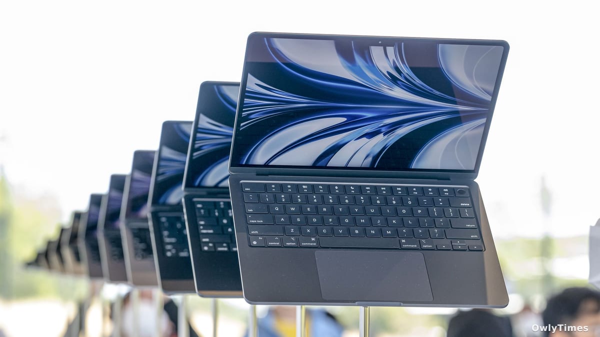 Apple's $700 MacBook: A Mass-Market Shift Analysis