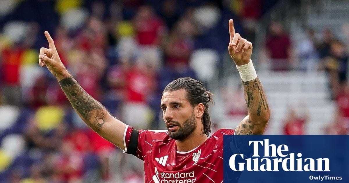 Joe Gomez limps off in Iraola’s 4-2 Liverpool win over Sunderland