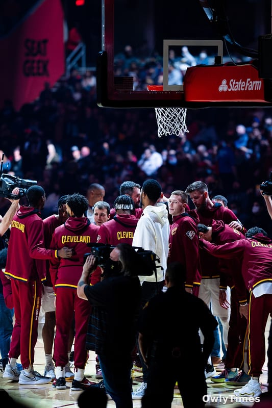 Cavaliers beat Pistons 116-109 to avoid 0-3 series hole