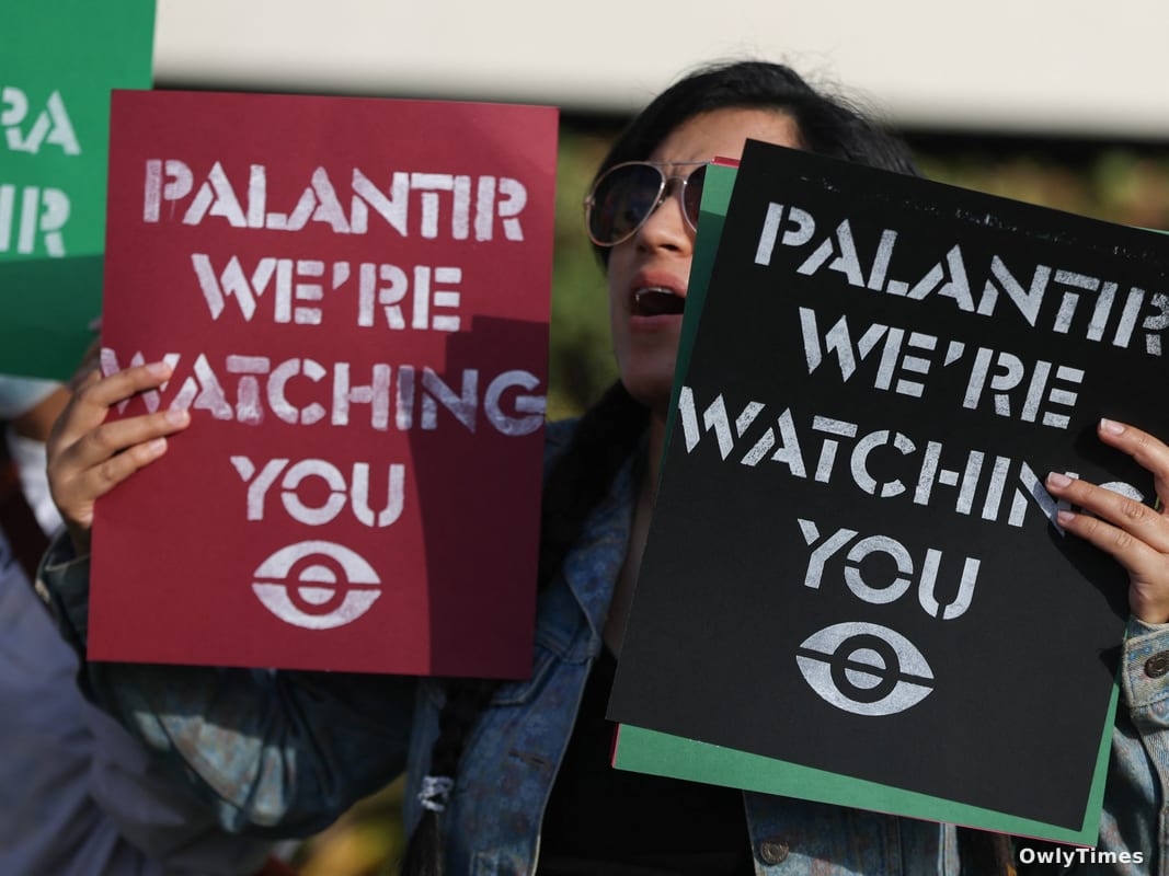 Palantir Executives Outline Plan for Silicon Valley to Shape Policy