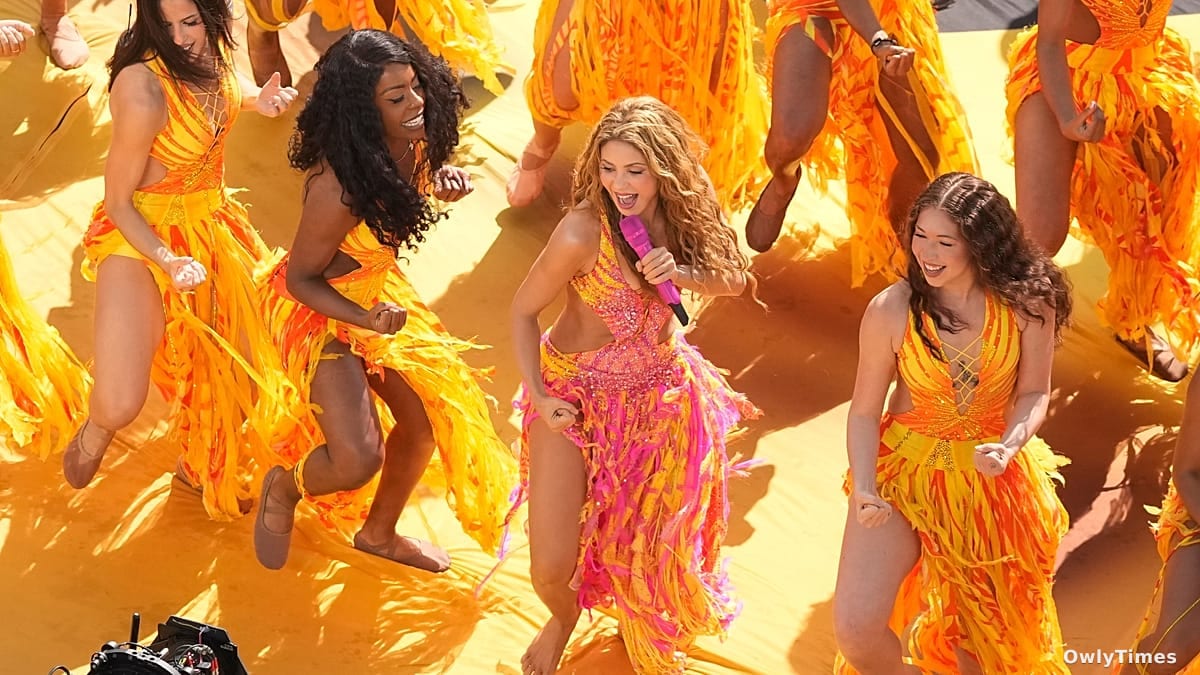30-min concert competes with World Cup Final