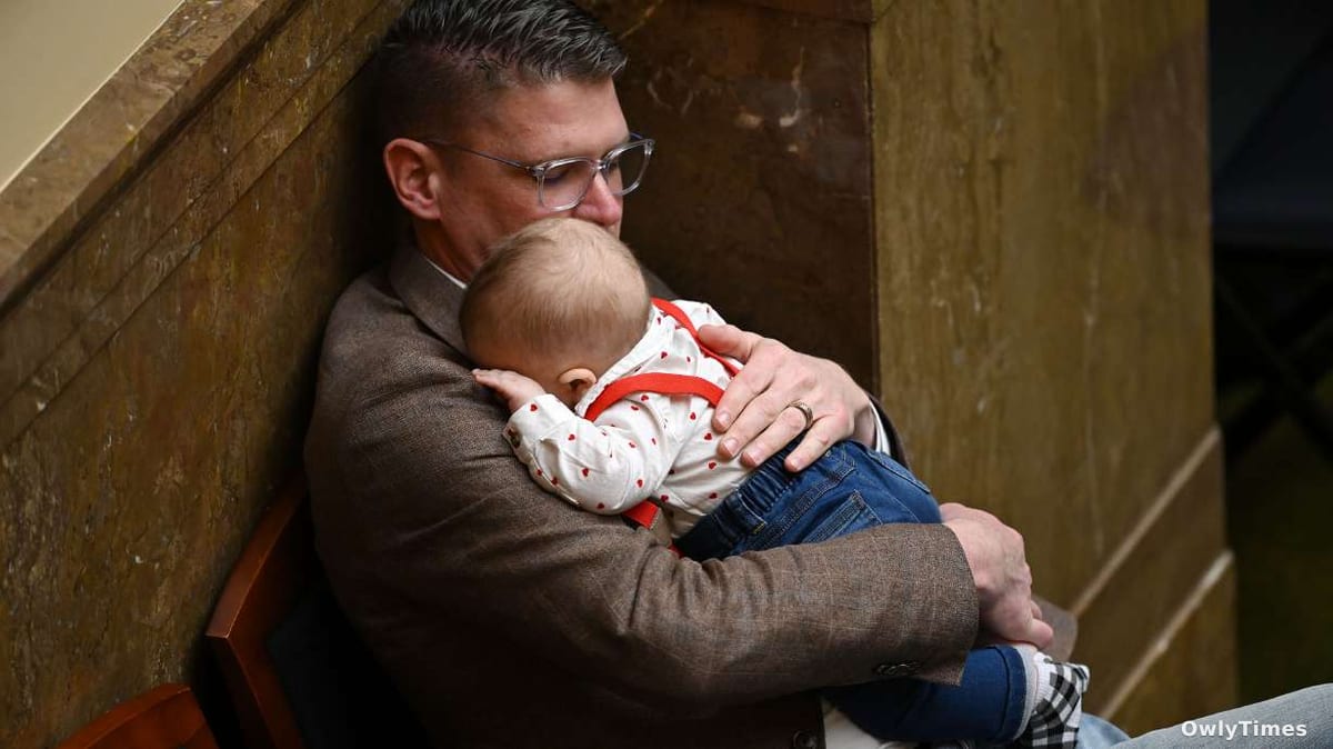 Utah Childcare Bill: A GOP Shift & Workforce Stakes