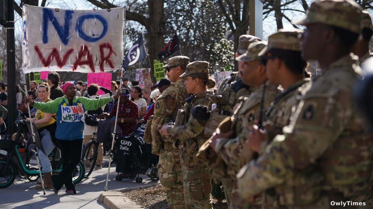 Trump's Iran Strikes: Election Stakes & a Divided US Response