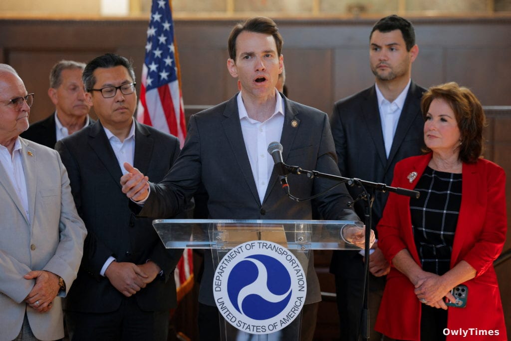 Kiley's Defiance: Redistricting War & a GOP Shift