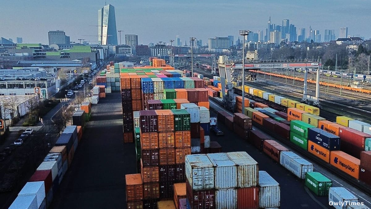 Trump's Tariff Shift: Supreme Court Ruling's Impact