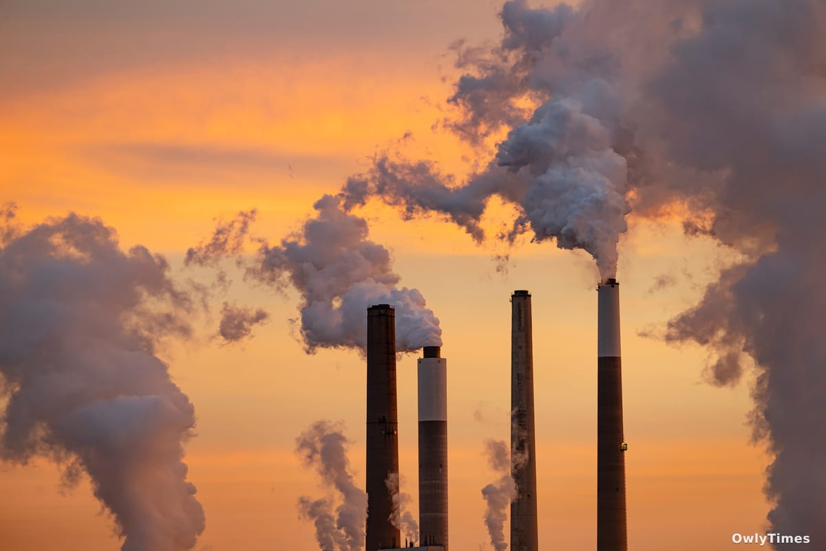 EPA's Shift: Climate Rule Rollback & Legal Stakes Rise