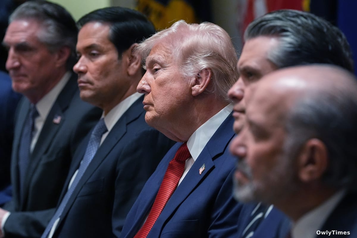 Trump's Iran Exit: Managing War Fallout & Political Stakes