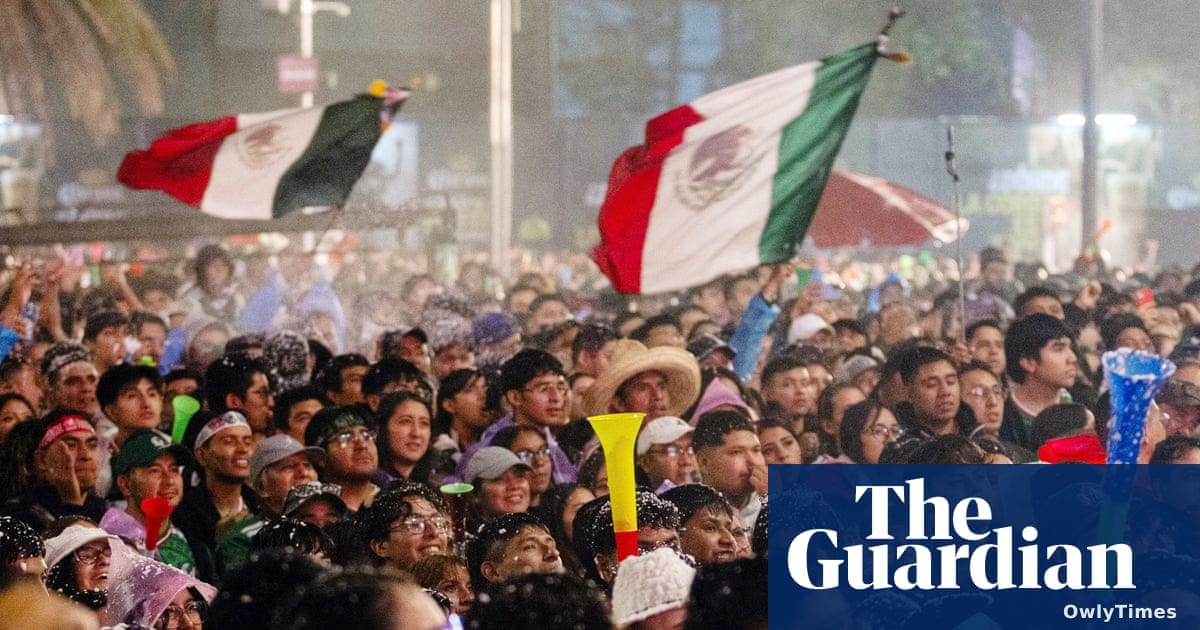 Four die in crowd crush during Mexico City World Cup celebration