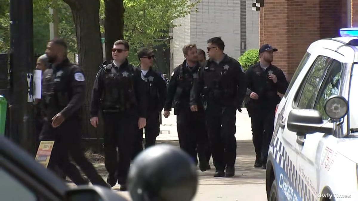 Suspect Kills Guard in Shooting at Chicago’s Swedish Hospital