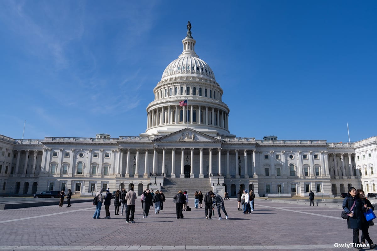 Trump's Iran Threats: A Calculated Escalation & Congressional Stakes