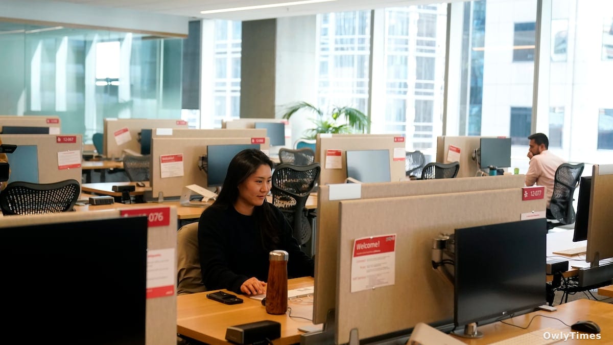 Workplace Loneliness: PSU Analysis Reveals Hidden Stakes