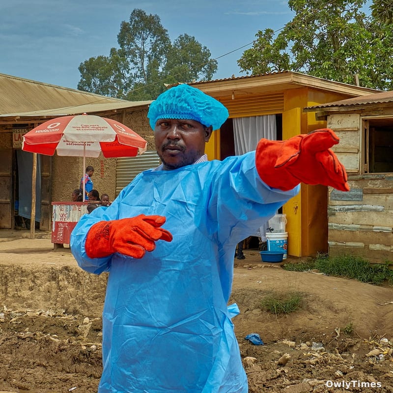 Ebola cases top 900 in DR Congo amid violence and supply shortages