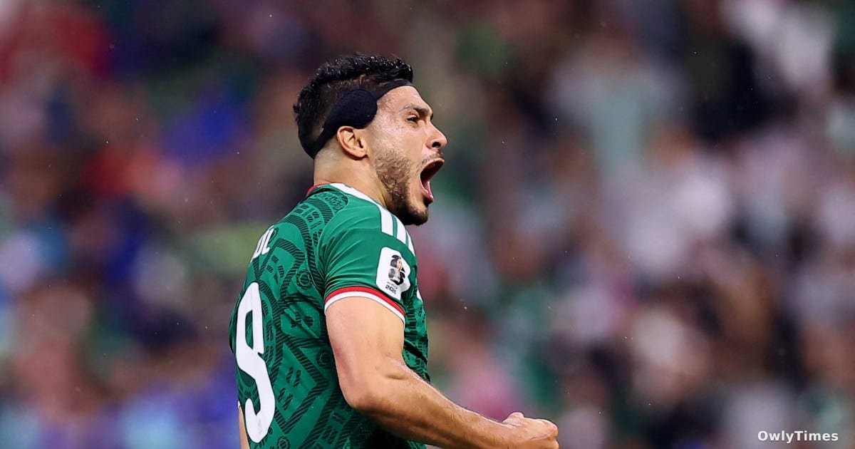 Mexico Beats Ecuador 2-0 to Reach World Cup Round of 16