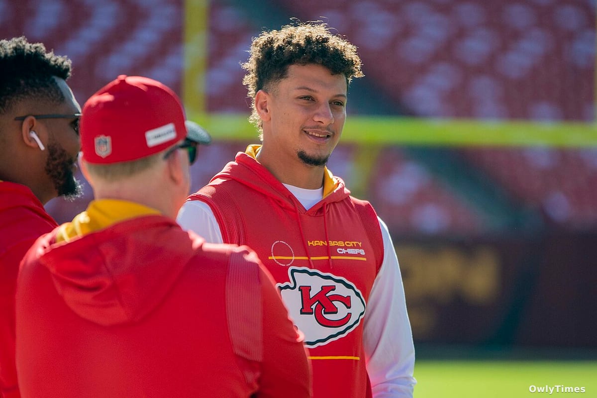 Jets' Fields Deal: A Signal of QB Risk & Mahomes' Future