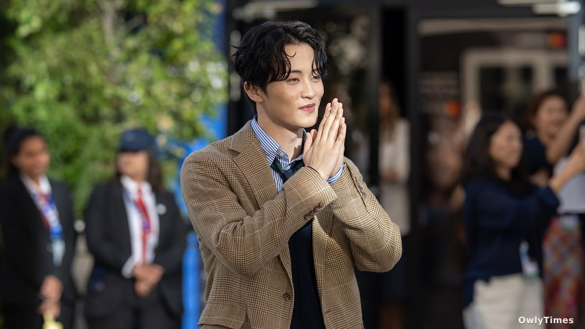 Mark Lee's Exit: What It Signals for NCT's Future