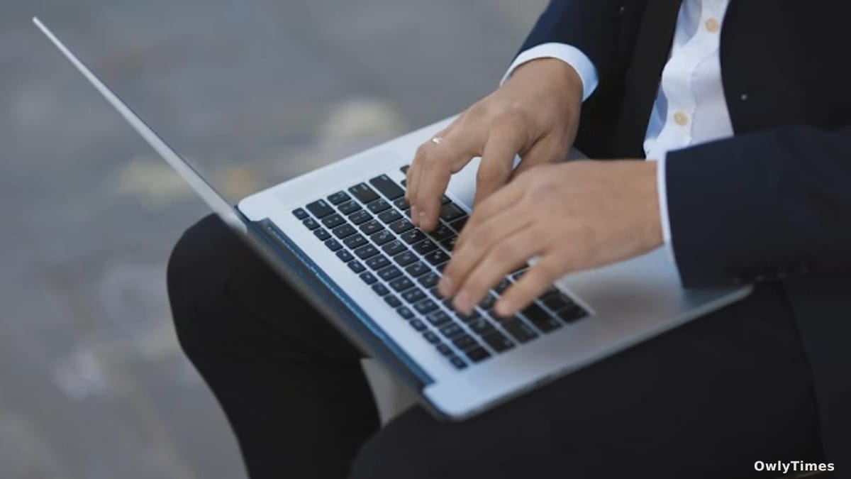 Students Fear AI Over-Automation While Job Prospects Hold Steady