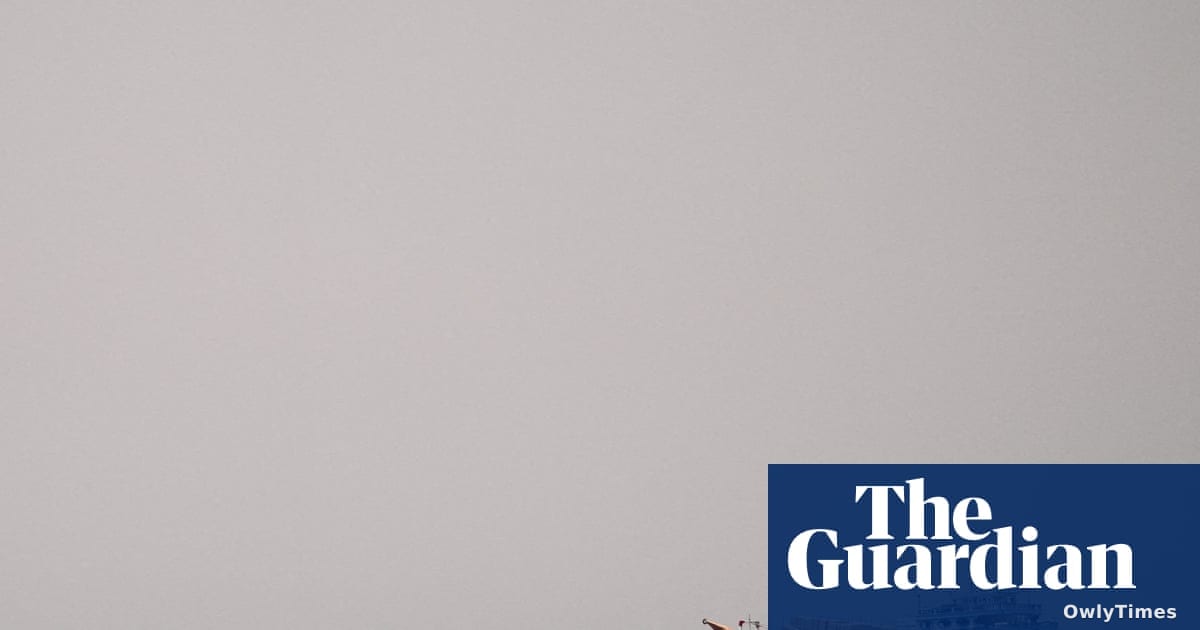 Iran Seizes Tanker in Strait of Hormuz as Oil Transit Costs Surge