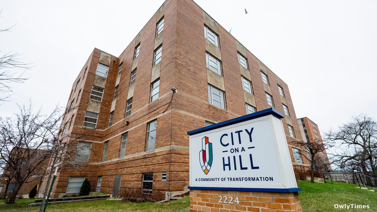 Milwaukee clinic closure leaves thousands without medical care