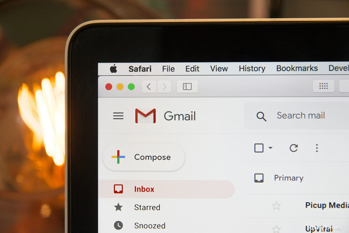 Meta AI Safety Chief's Inbox: A Warning Signal?