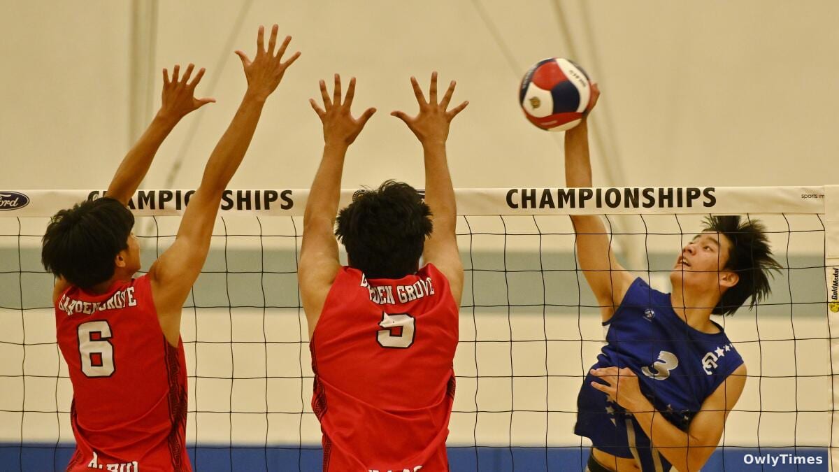 Culver City boys' volleyball thrives despite season-long gym closure