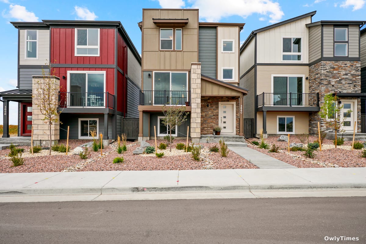 Polis Pushes Housing Bill to Address Colorado’s 106,000-Home Deficit