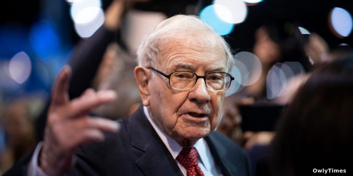 Buffett's $167B Cash Pile: A Market Top Signal?