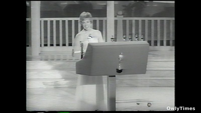 Julie Andrews' Win: Hollywood's Power Shift Analyzed