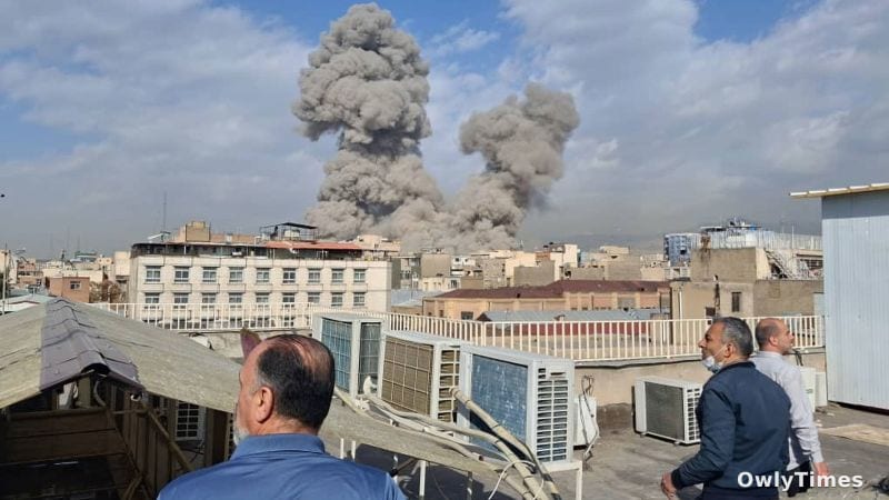Trump & Iran: Bush's Echoes Signal Rising Stakes