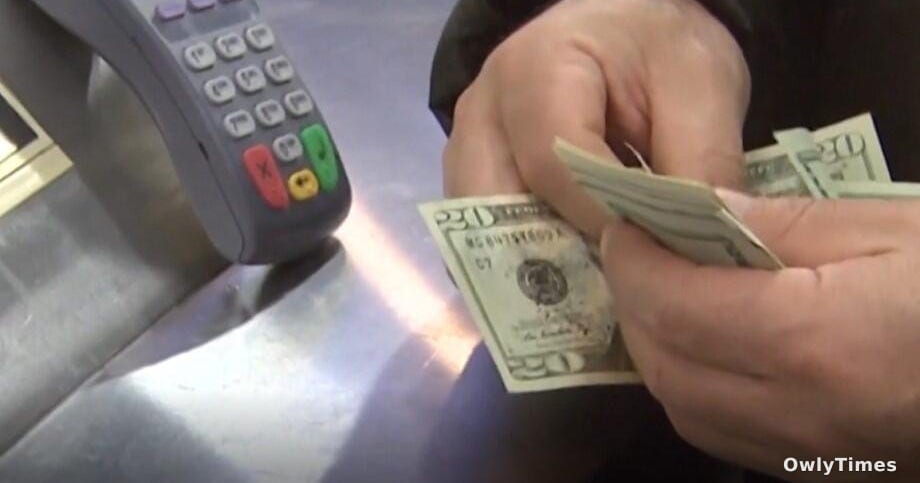 Women & Wealth: The $2.2T Gap Advice Ignores—Analysis
