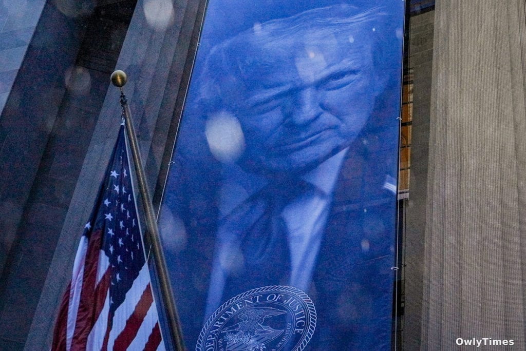 DOJ Banner: Analysis of Trump's Control Signal