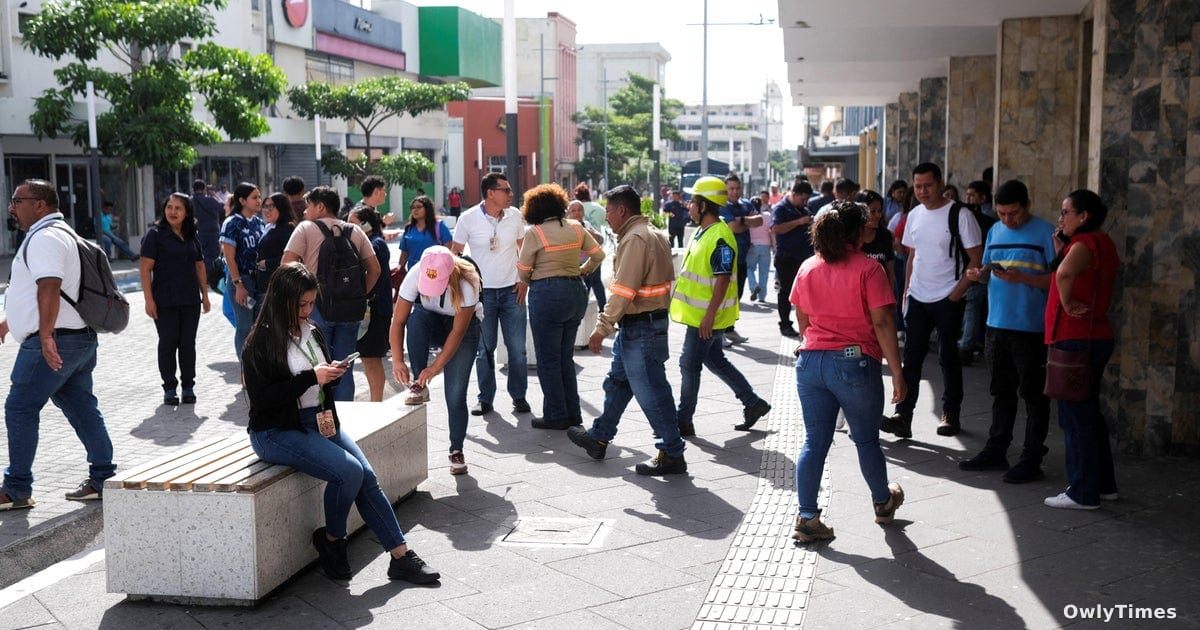 7.3-Magnitude Earthquake Strikes Southern Mexico Coast