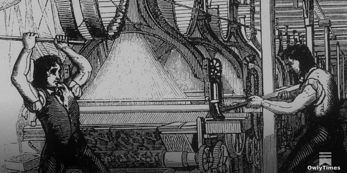 AI & the S&P 500: History's Echoes Signal Caution