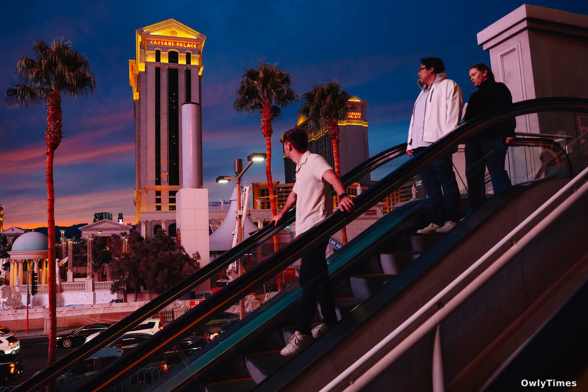 Caesars Surge: Debt & Takeover Talks Signal Deep Trouble