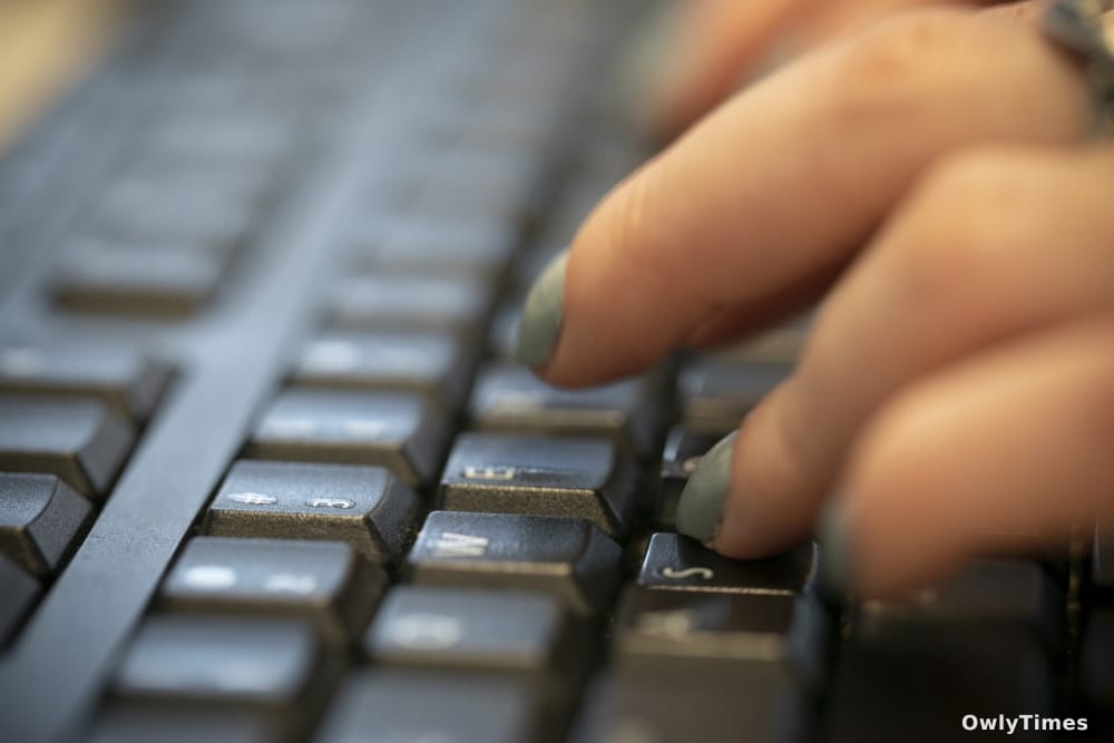 Data's Quiet Power: Analysis of Thought Control Risks