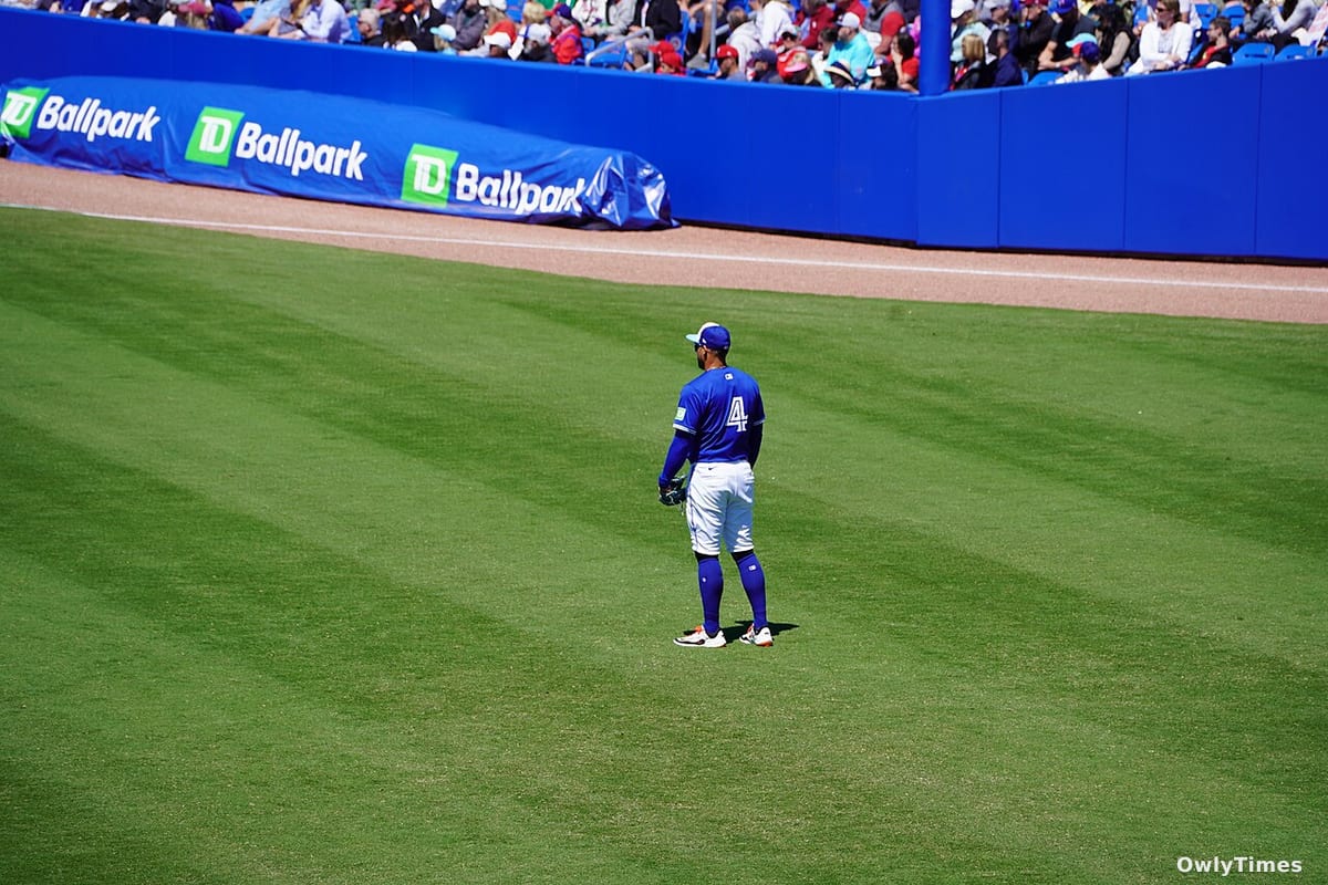 Sasaki Strikes Out Five in Dodgers’ 12-4 Win Over Cubs